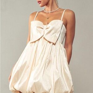 Elegant Cream Mini Dress